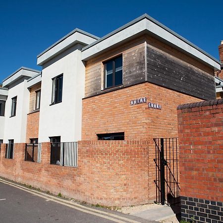 Quire Court Apartment Gloucester Exterior photo