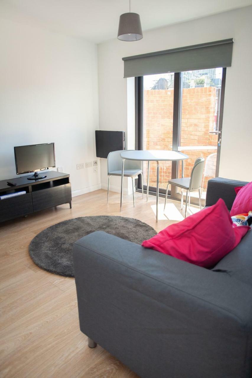 Quire Court Apartment Gloucester Exterior photo